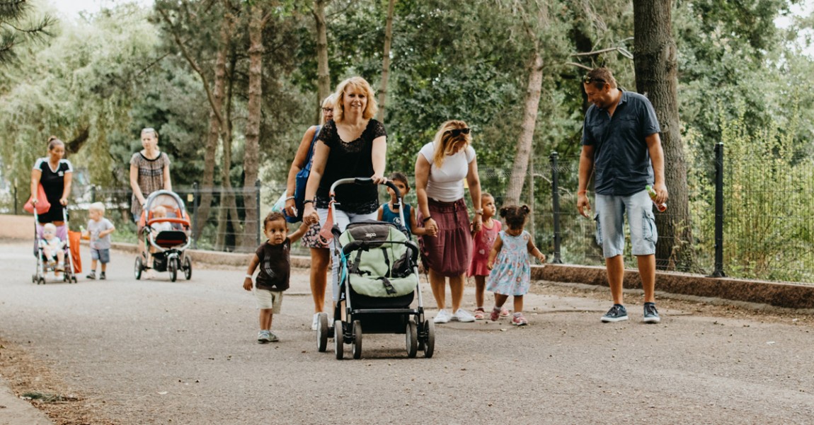 Strejdové a tety z teplárny vyrazili do zoo